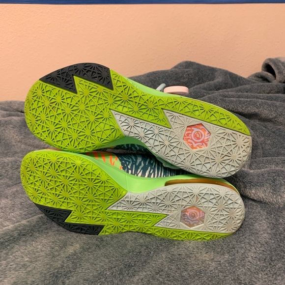 Nike KD 6 Liger, Size 9.5. - Picture 3 of 6